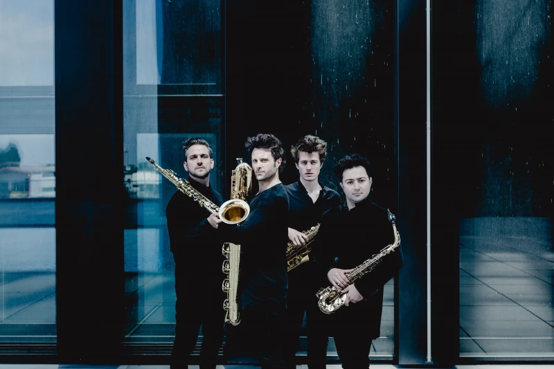 Саксофонен квартет SIGNUM & Кай Шумахер, пиано